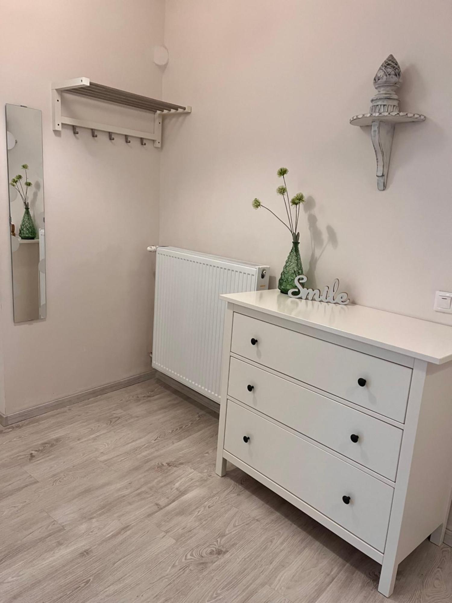 Pacsirta Apartmanhaz Eger Zewnętrze zdjęcie